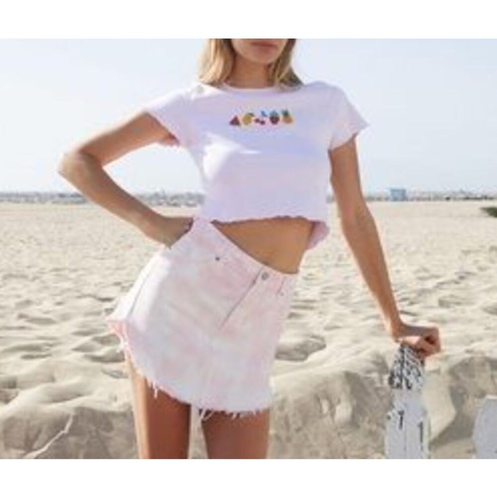 PacSun Tie-Dye High Rise Denim Jeans Mini Skirt | Pink | sz 24 NEW - Picture 2 of 11